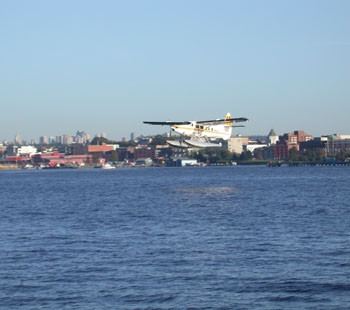 Sea Plane leaving Coal Harbour