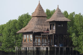 stilted Lodge Mandina