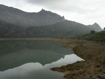 Cuber Reservoir on a gloomy day